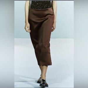 NEW Zara High Waist Structured Midi Skirt Size with Back Slit XXL